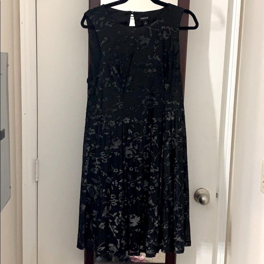 Skater dress, black with silvery floral design